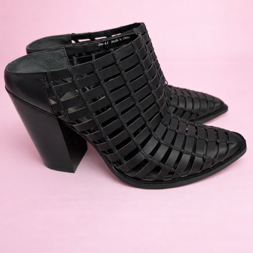 Dolce Vita Woven Heeled Mules – Size 8.5